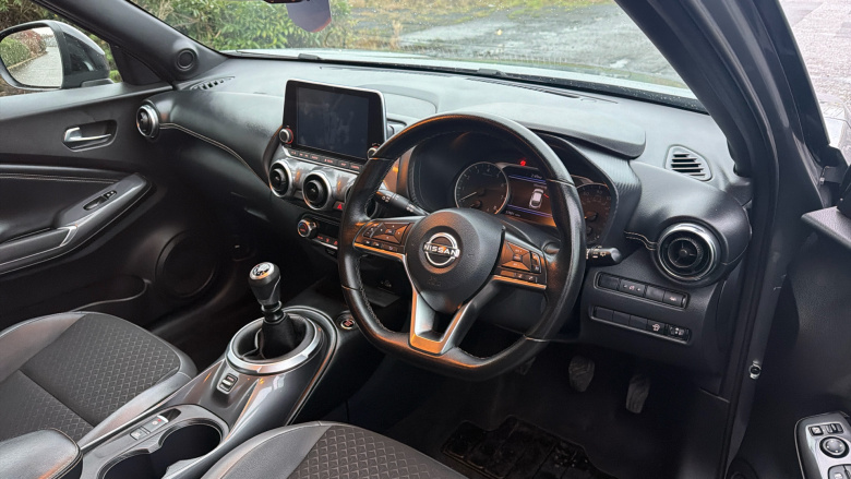Nissan Juke 1.0 DiG-T 114 N-Connecta 5dr Petrol Hatchback